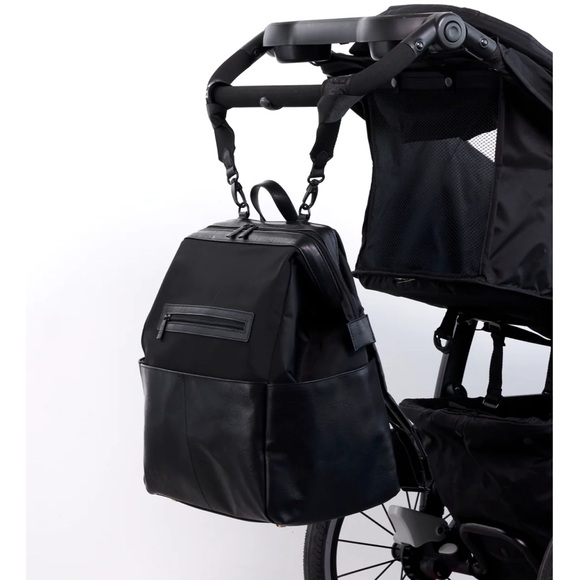 BIES The Backpack Diaper Bag in Black - Picture 5 of 16